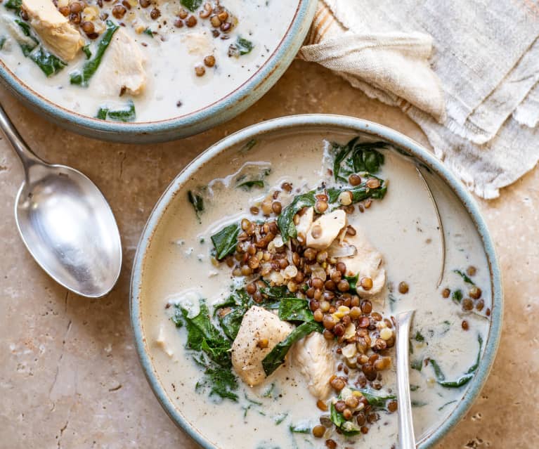 Soupe de lentilles aux épinards et au poulet