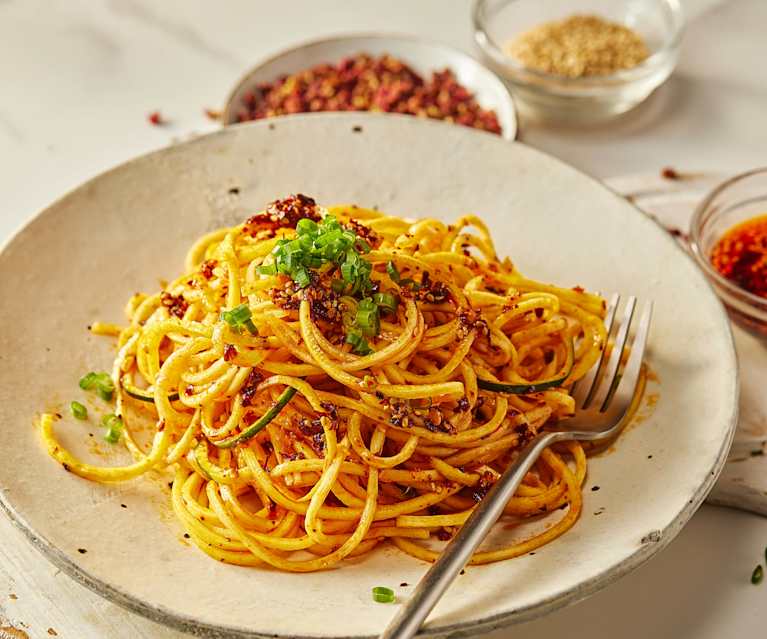 Spaghetti z cukinii w pikantnym sosie (TM6)