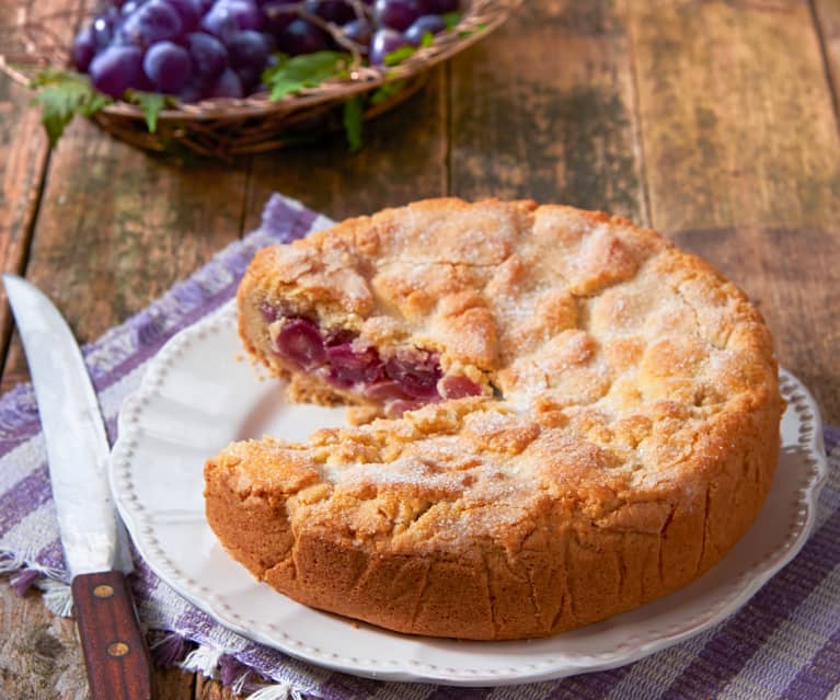 Torta con uva fragola