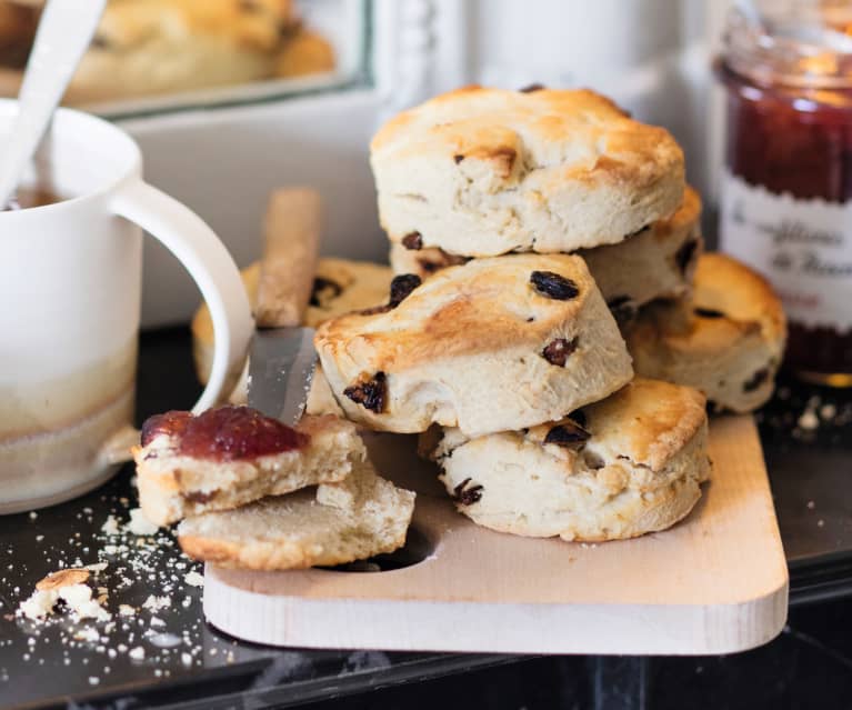 Scones aux raisins et aux fruits secs