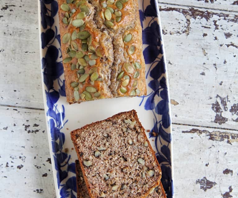 Pan de almendras, nueces y harina de coco