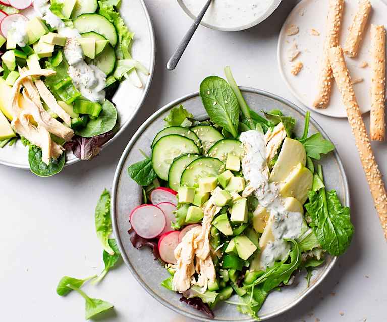 Green-Goddess-Salat mit Avocado und Gurke