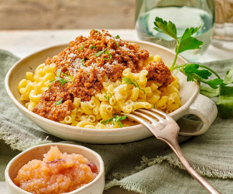 Cornetti e carne macinata con composta di mele 