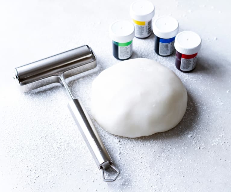 Fondant (pasta de azúcar) - Cookidoo™– the official Thermomix® recipe  platform