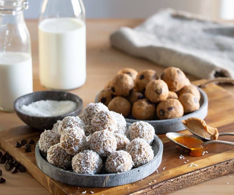 High protein kuličky s tahini a arašídovým máslem a tahini