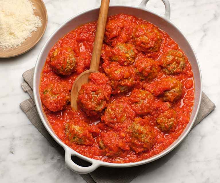 Meatballs with Tomato Sauce Meatballs with Tomato Sauce