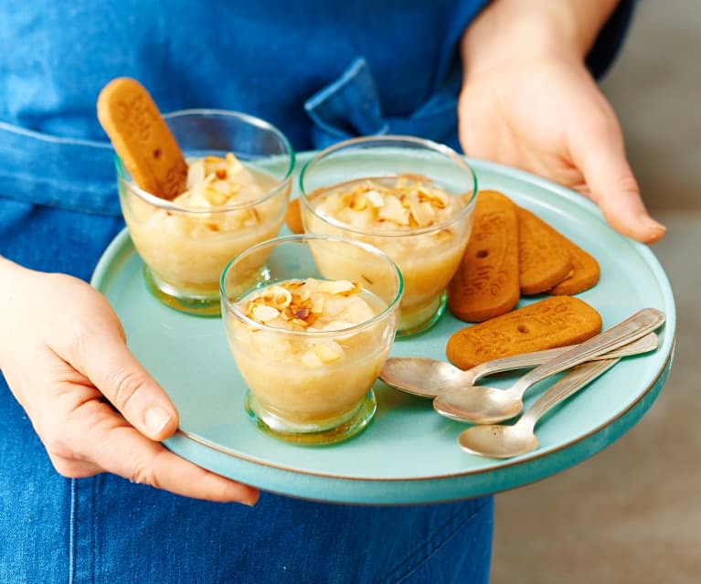 Compotée de poires à la cannelle et amandes