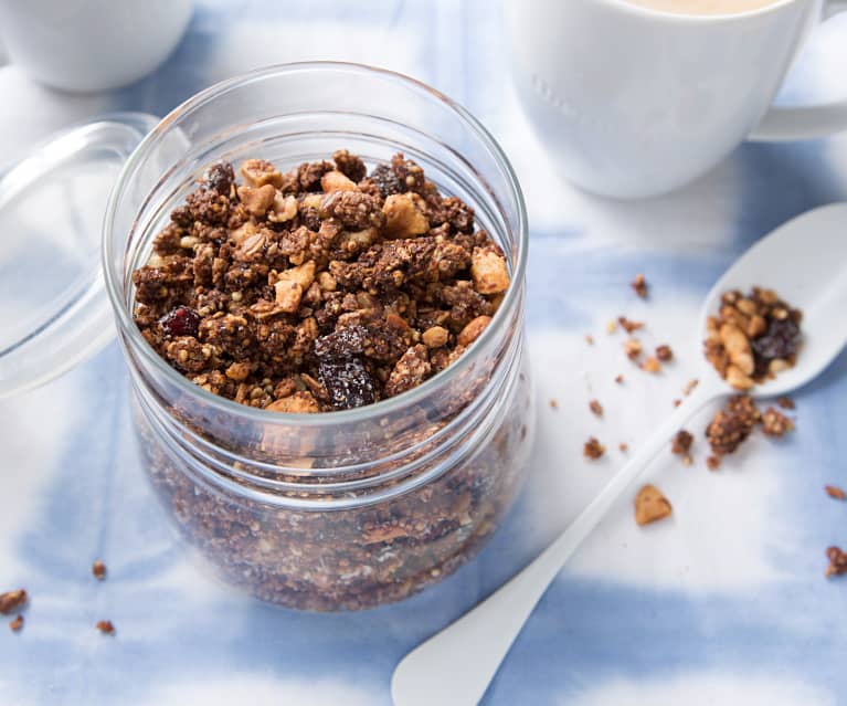 Granola de quinoa y frutos secos (sin azúcar)