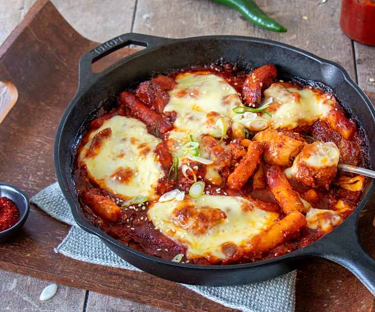 Korean chicken cheese tteokbokki Korean chicken cheese tteokbokki