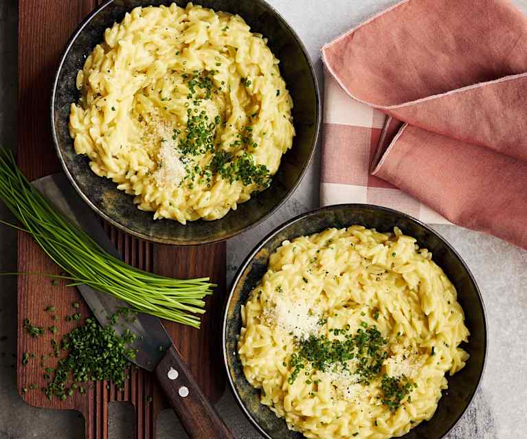 Knoblauch-Parmesan-Orzotto Knoblauch-Parmesan-Orzotto