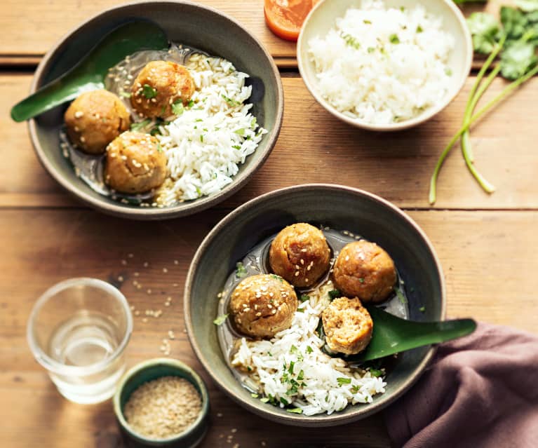 Boulettes végétales et sauce asiatique