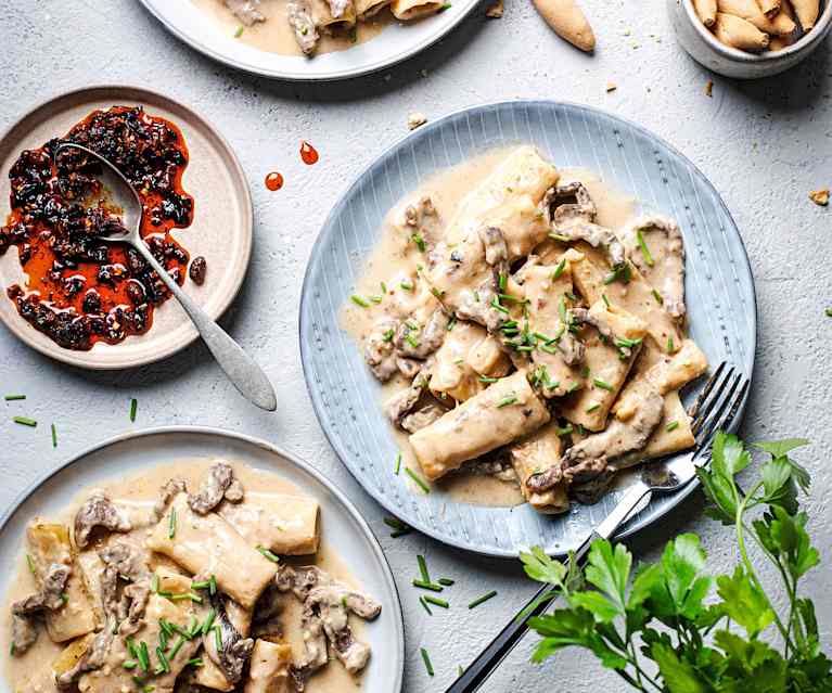 Rigatoni con ternera dorada Rigatoni con ternera dorada