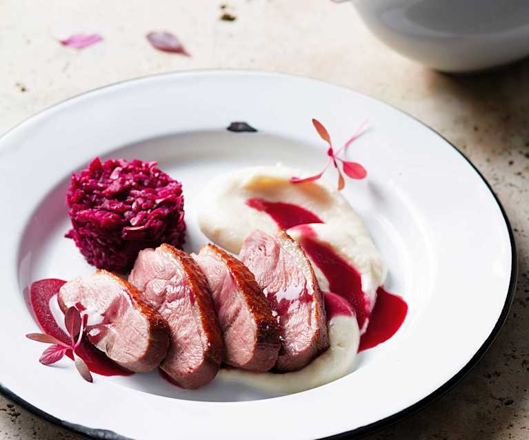 Magret de canard, chou rouge et céleri-rave Magret de canard, chou rouge et céleri-rave