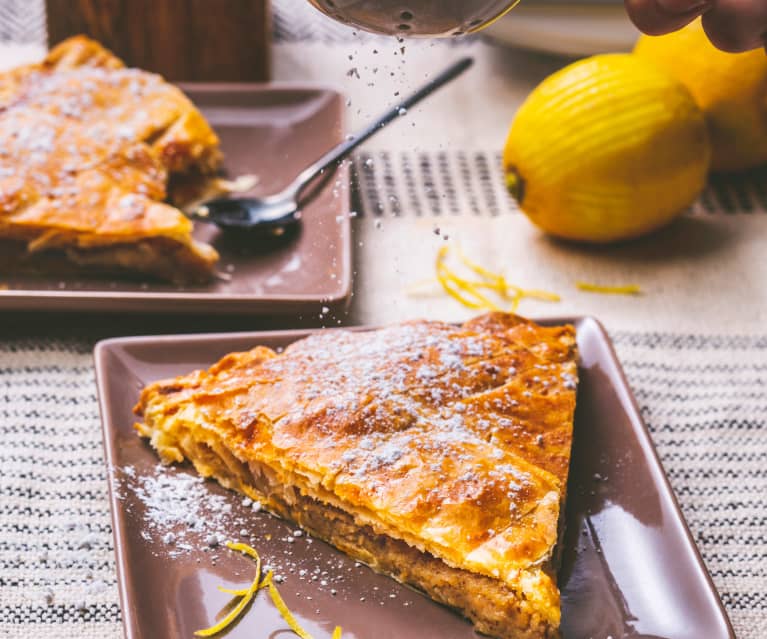 Galette des Rois aux noisettes et confit de citron