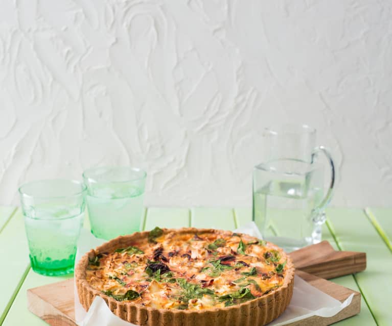 Quiche s fetou a červenou řepou