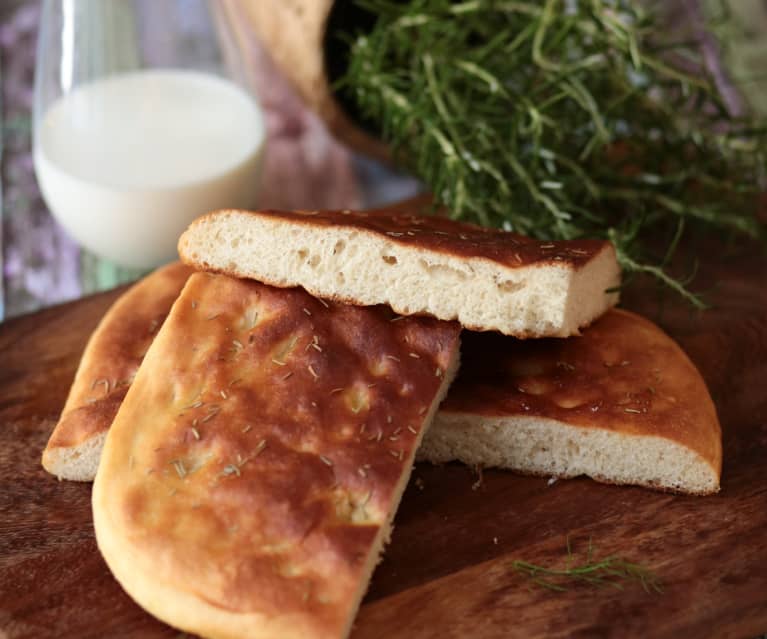 Focaccia con i fiocchi (di Erica Liverani)