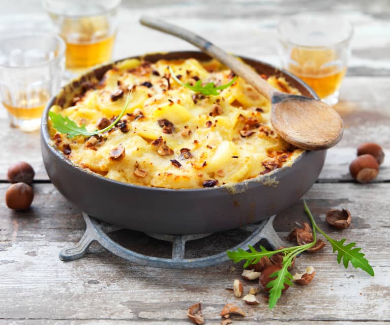 Gratin de panais au parmesan et aux noisettes