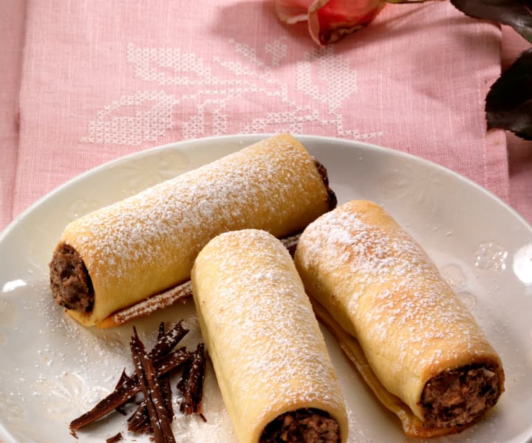 Cannoli alle nocciole