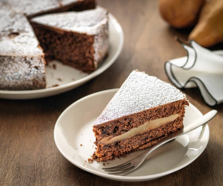 Torta soffice al cioccolato e pere