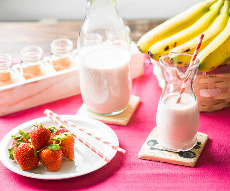 Yogur líquido de plátano y fresa