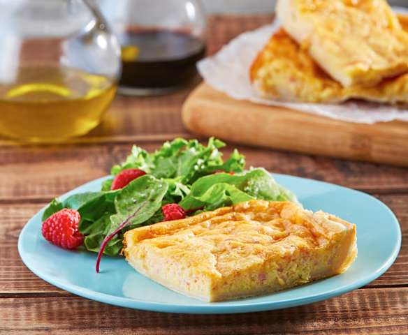 Soufflé de huevo con jamón y queso