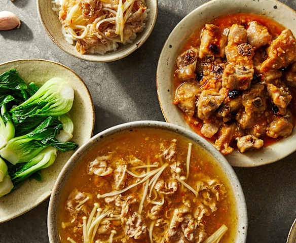 酸汤肥牛/豆豉排骨/菜心配米饭