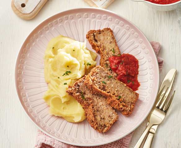 Hirse-Kichererbsen-Braten mit Kartoffelpüree