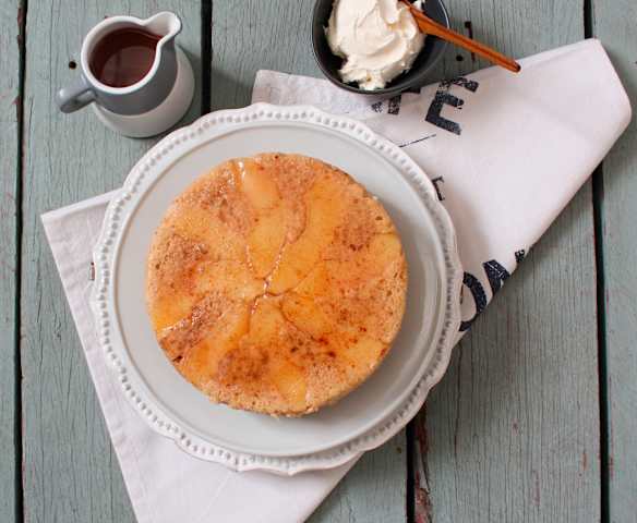Steamed quince pudding with spiced syrup