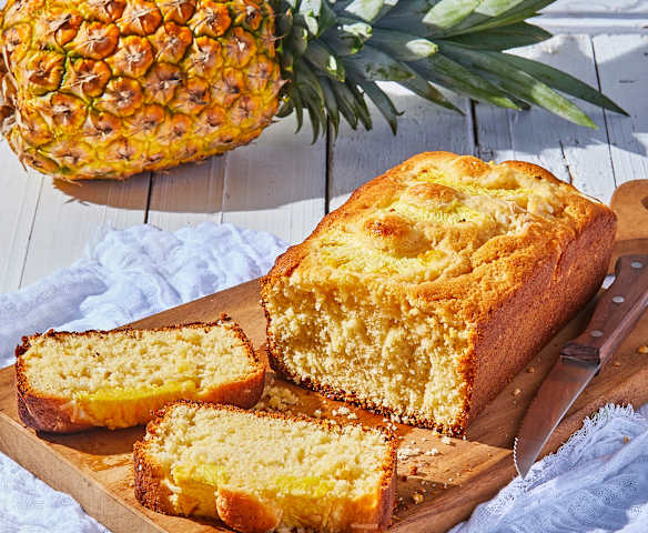 Summer Breeze Pineapple Pound Cake