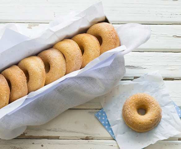 Cinnamon Cake Donuts