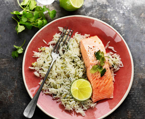 Pavés de saumon, riz coriandre et citron