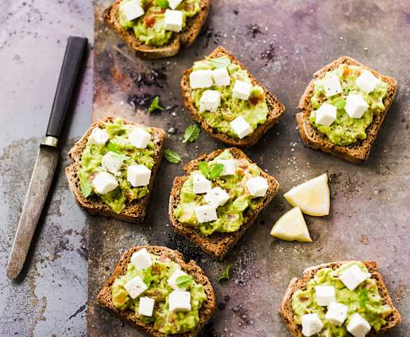 Tartine avocat-feta