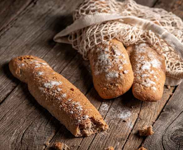Barras de trigo y espelta con masa madre