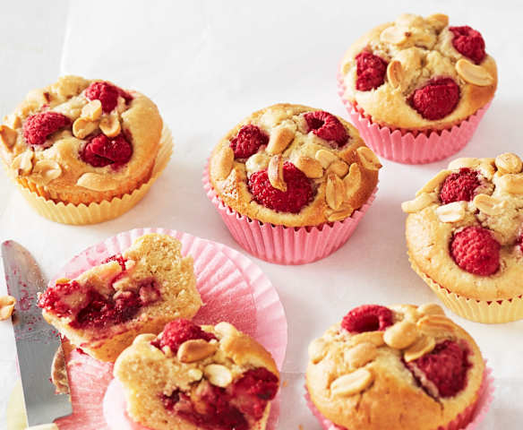Erdnuss-Himbeer-Muffins
