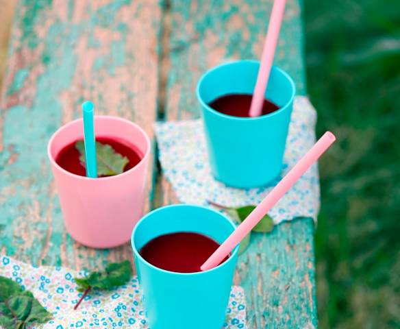 Smoothie burak-ananas-imbir