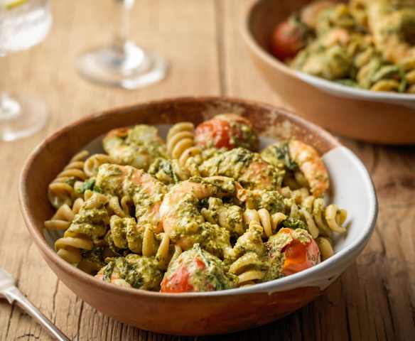 Prawn Pasta with Rocket Pesto Prawn Pasta with Rocket Pesto