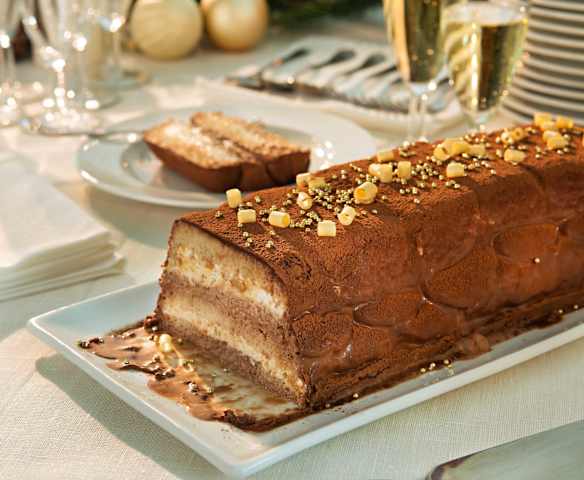 Pastel de turrón y chocolate