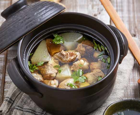 萝卜牛腩清汤