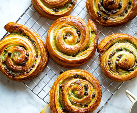 Escargots feuilletés à la pistache