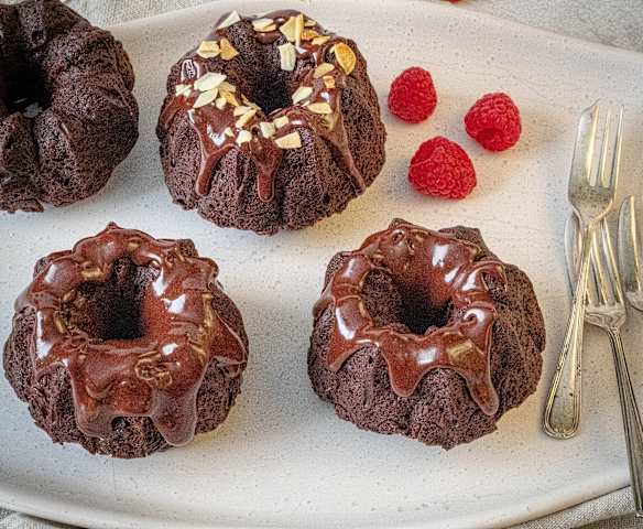 Mini chocolate bundts