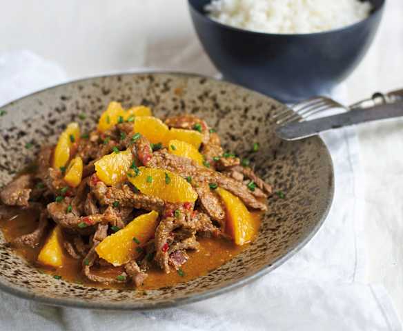 Vitela com molho de laranja