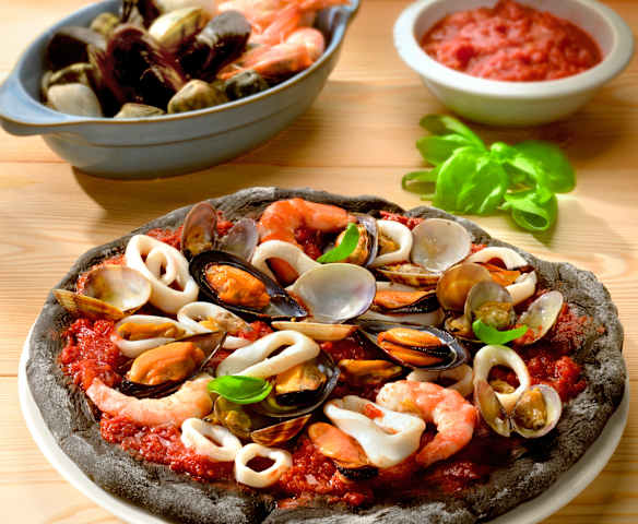Seafood Pizza