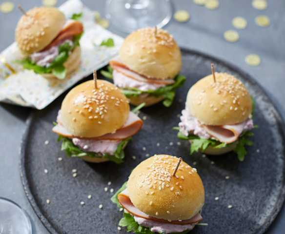 Preiselburger mit Ziegenfrischkäse