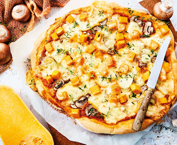 Pizza courge, champignons et fromage à raclette Pizza courge, champignons et fromage à raclette