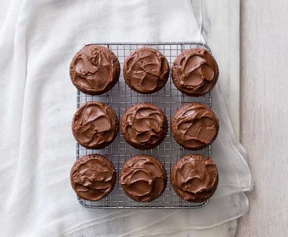 Dark chocolate frosting