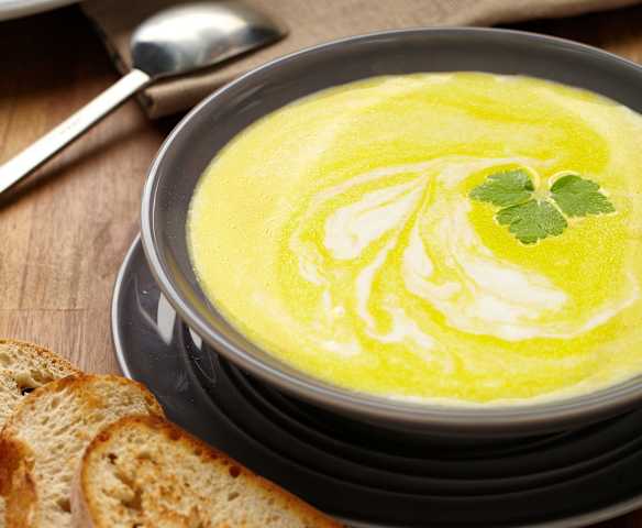 Bramborová krémová polévka se zeleninou