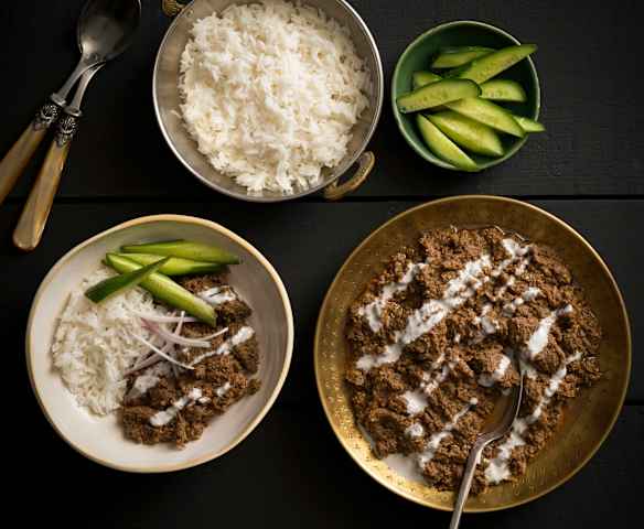 Beef rendang
