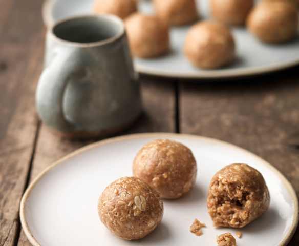 Peanut Butter Natural Energy Balls