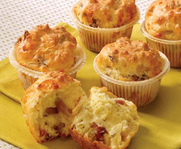 Muffin speck e caciocavallo