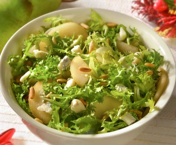 Insalata riccia con pere e Gorgonzola